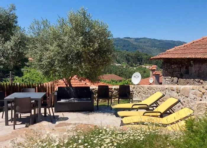 Casa Guardiao Do Castelo Hébergement de vacances Castelbuono